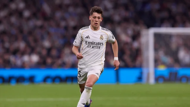„Es lohnt sich, ein Ticket zu bezahlen, um so ein Tor zu sehen“: Arda Gülers monströser 70-Meter-Lupfer mit Real Madrid gegen Elche